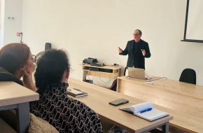 Международно признат учен представи иновативни електрохимични сензори и съвместна изследователска работа с БДУ