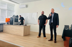 Студенти от Факултета по технически науки на БДУ се срещнаха с експерти от 8-CELL