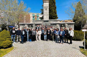 Студенти по туризъм от БДУ проведоха изнесена практика в Ямбол и Сливен и дискусия с ученици на тема 